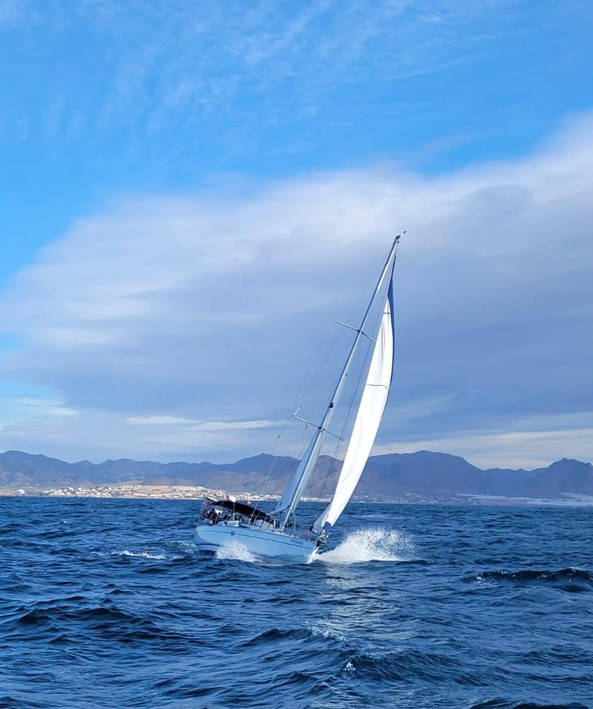 Velero Jaloke - Centro Náutico Murcia